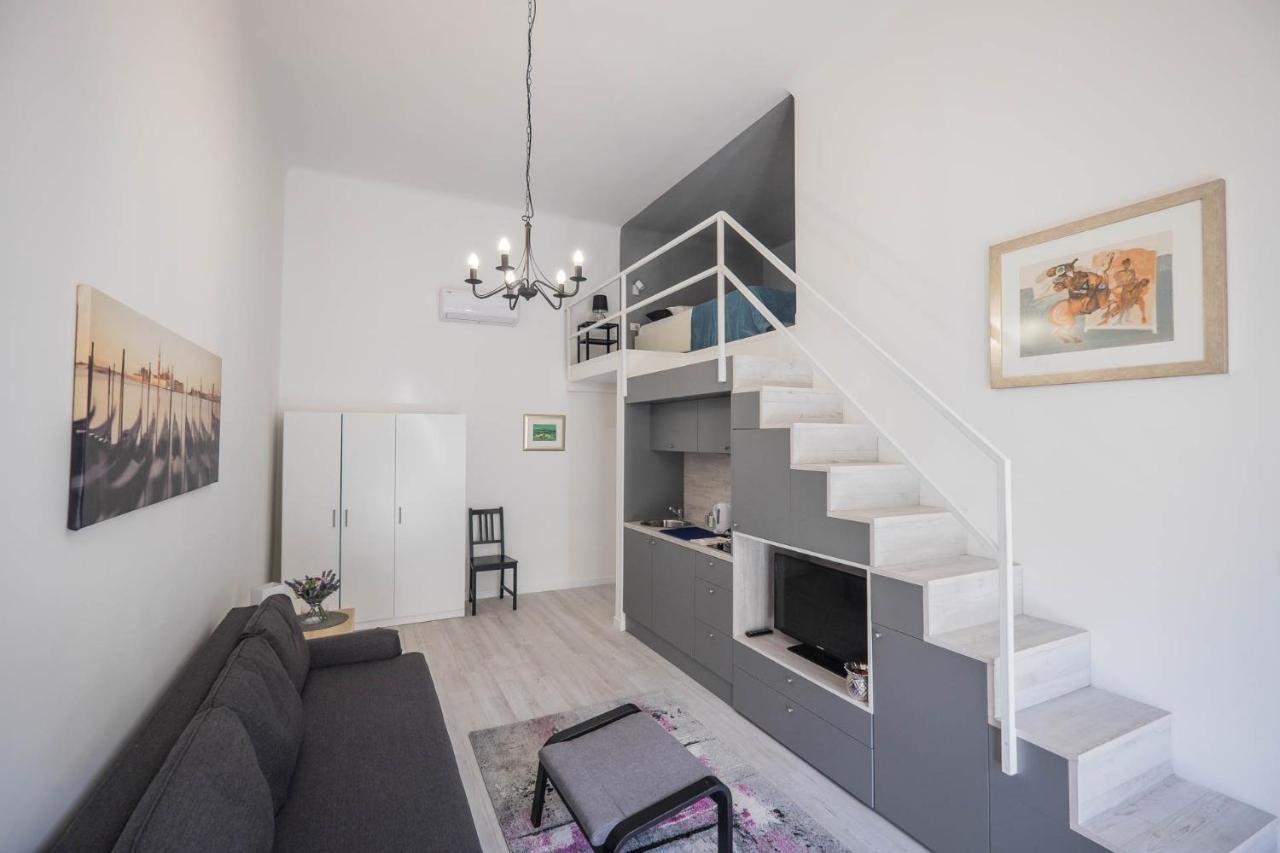 Gallery Duplex Studio Zagreb Extérieur photo